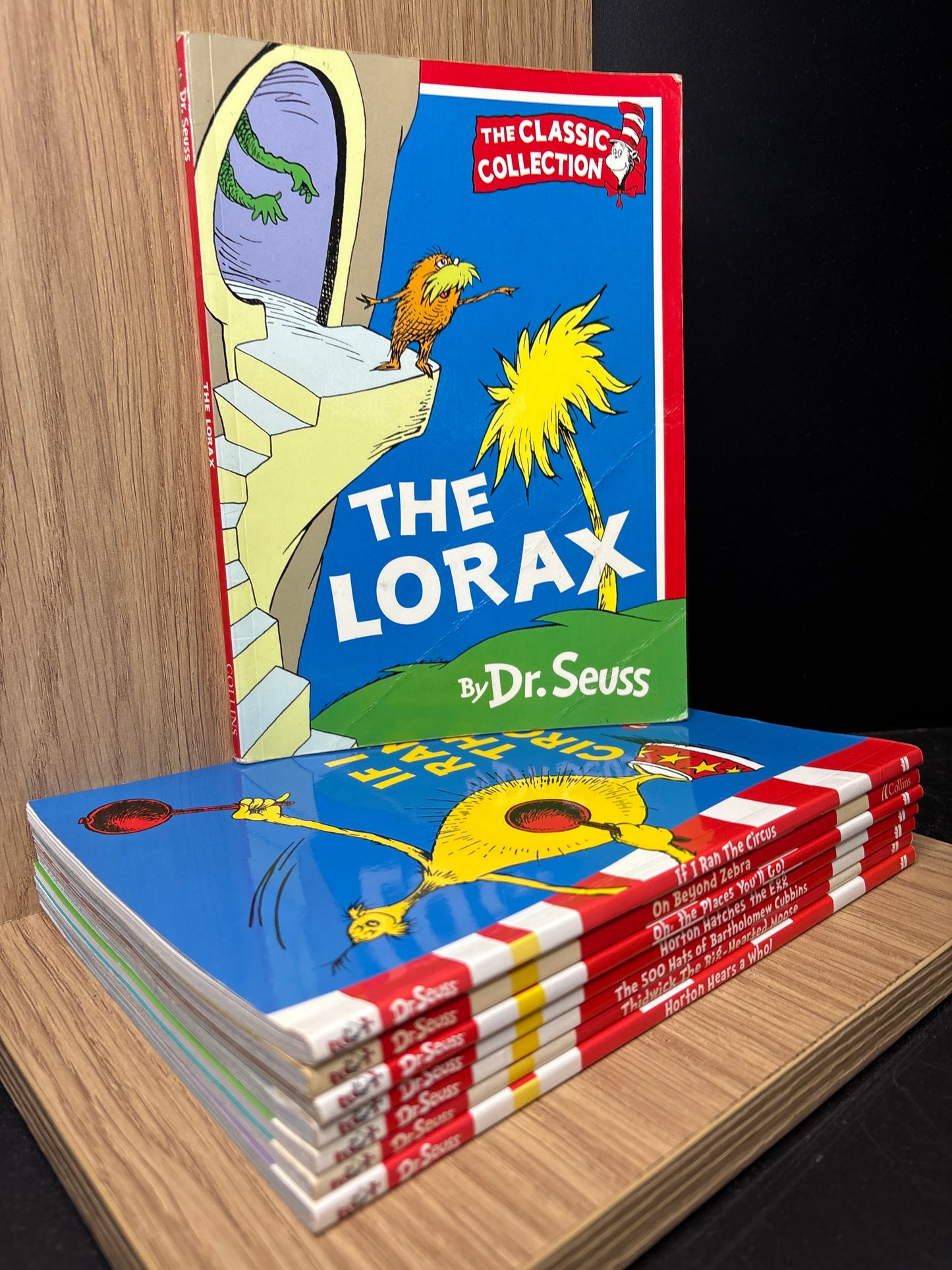 DR SEUSS - Bundle of 8 Assorted Titles (Min. good condition)