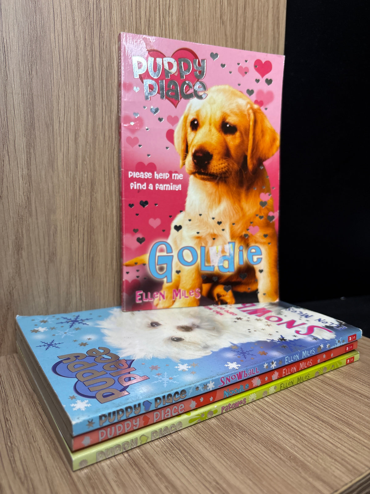 MILES, Ellen 'Puppy Place' Assorted Titles Bundle of 4 (Min. fair condition)