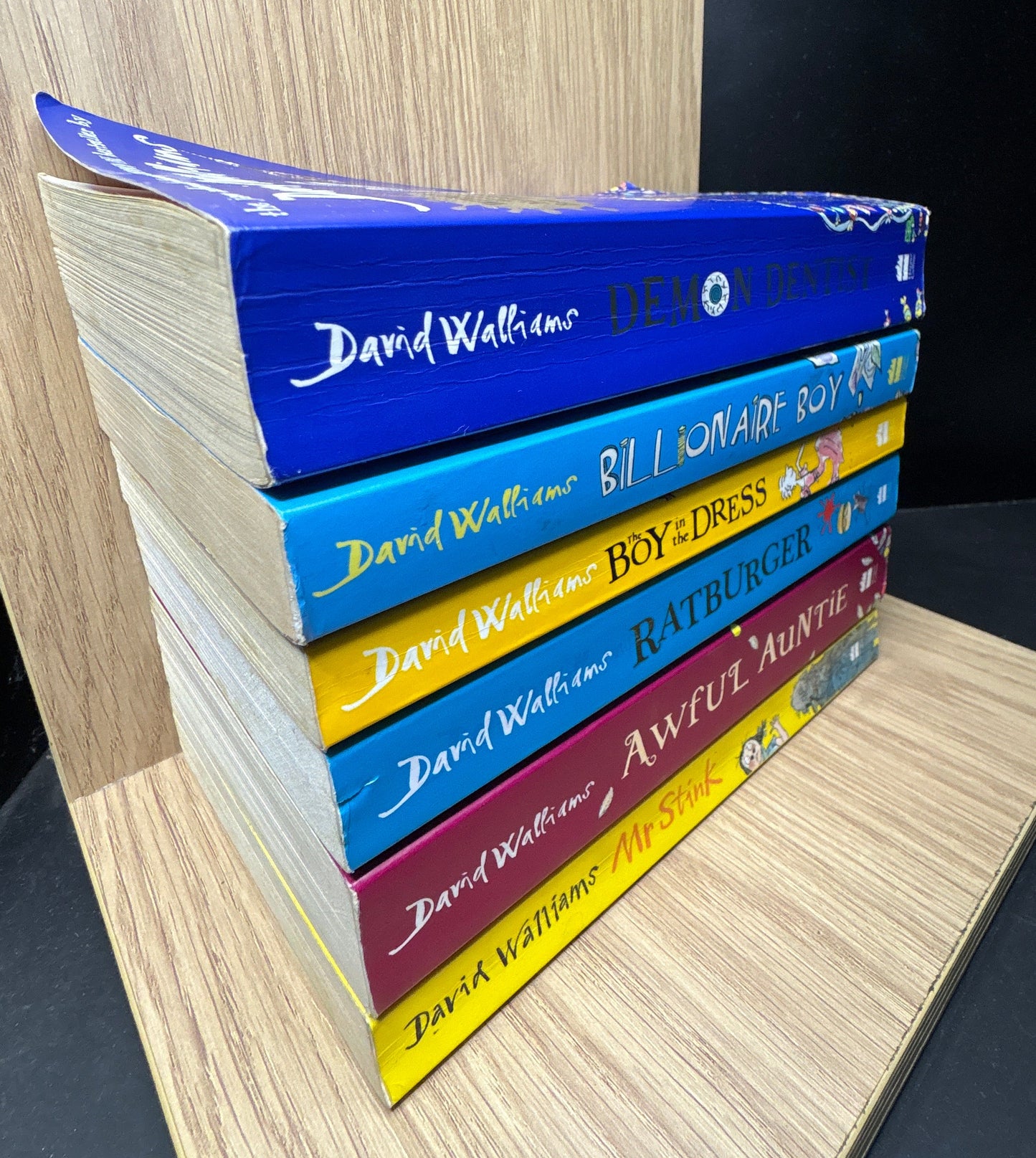 WALLIAMS, David Assorted Titles Bundle of 6 (Min. fair condition)