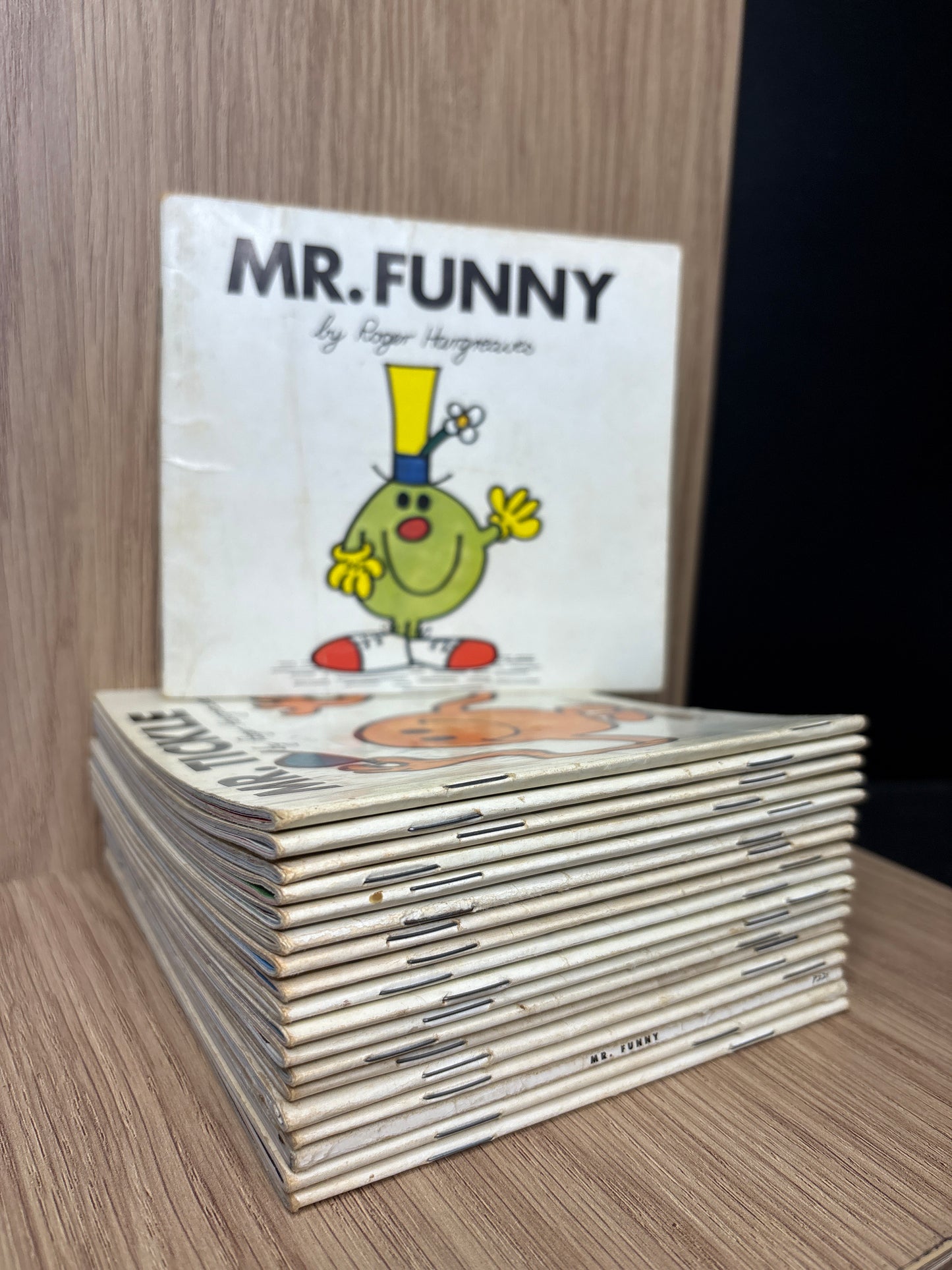 HARGREAVES, Roger 'Mr. Men' Assorted Standalone Titles Bundle of 19 (Min. fair condition)