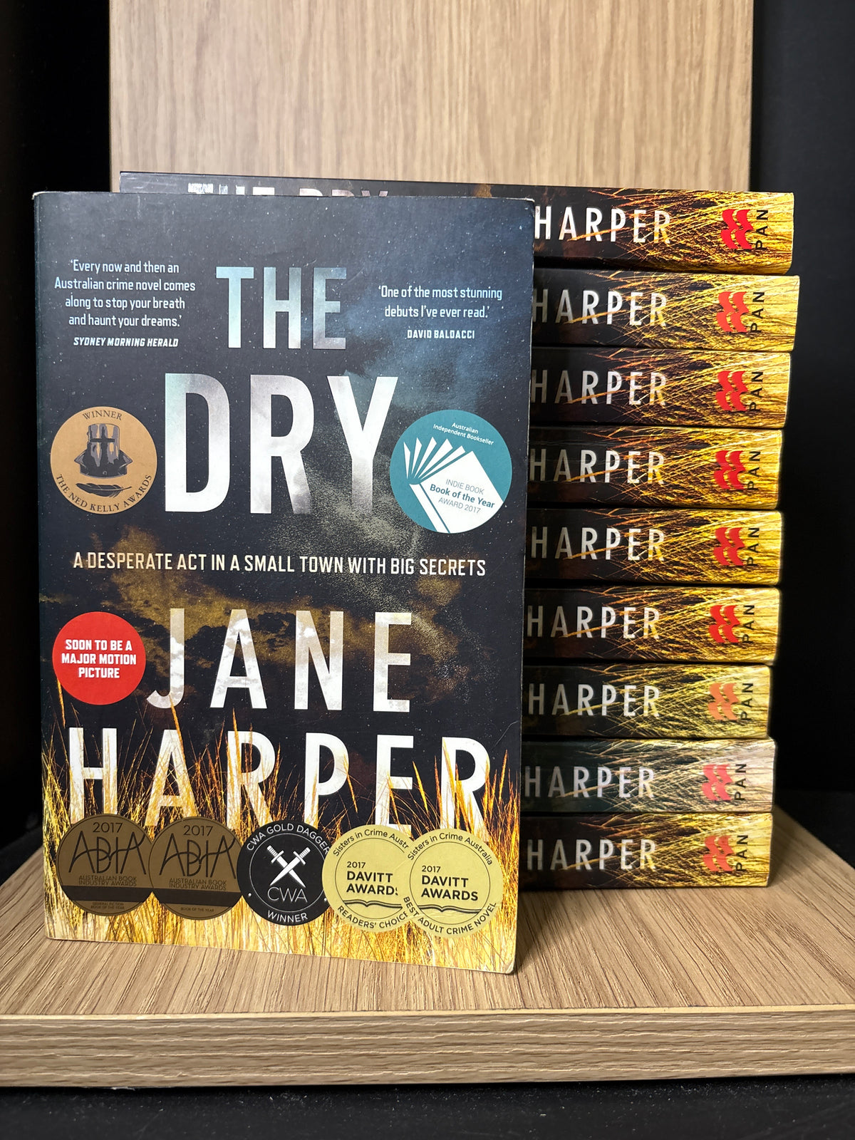 Book Club 10-Pack: HARPER Jane 'The Dry' Paperback Medium (Minimum Quality: Good)
