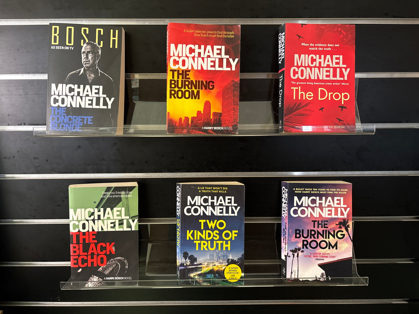 CONNELLY, Michael - Bundle of 6 - Assorted Titles (Min. good condition)