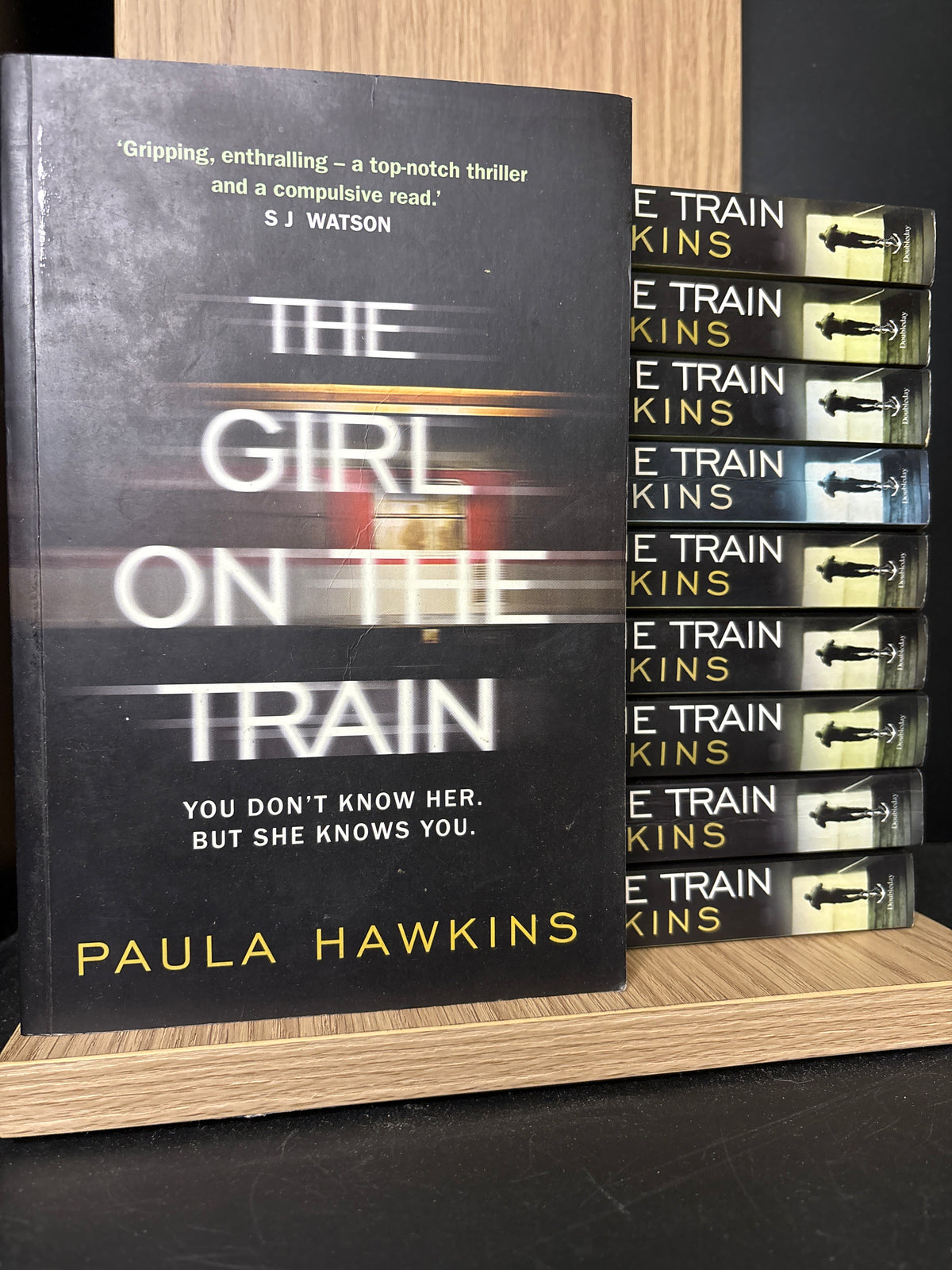 Book Club 10 Pack: HAWKINS, Paula 'The Girl On The Train' Paperback Large Copies (Min condition: Good)
