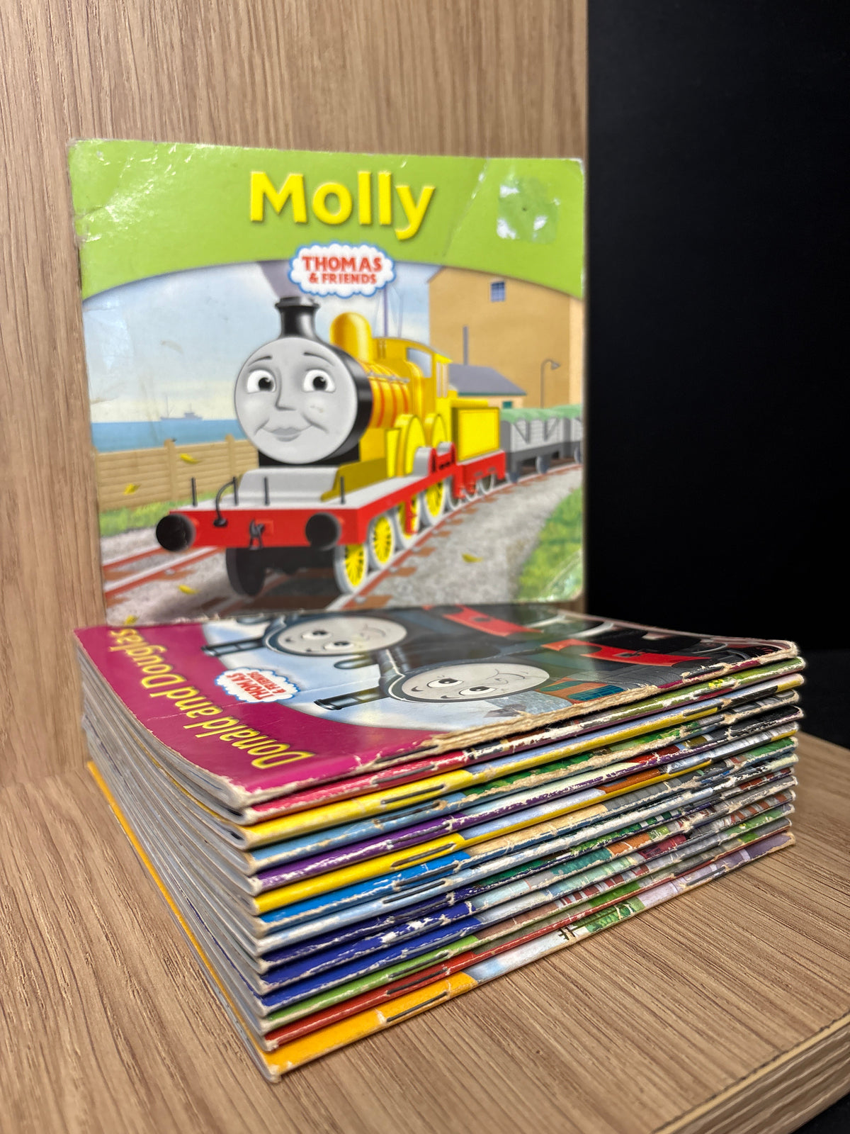 THOMAS THE TANK ENGINE Assorted Standalone Titles Bundle of 15 (Min. Fair condition)