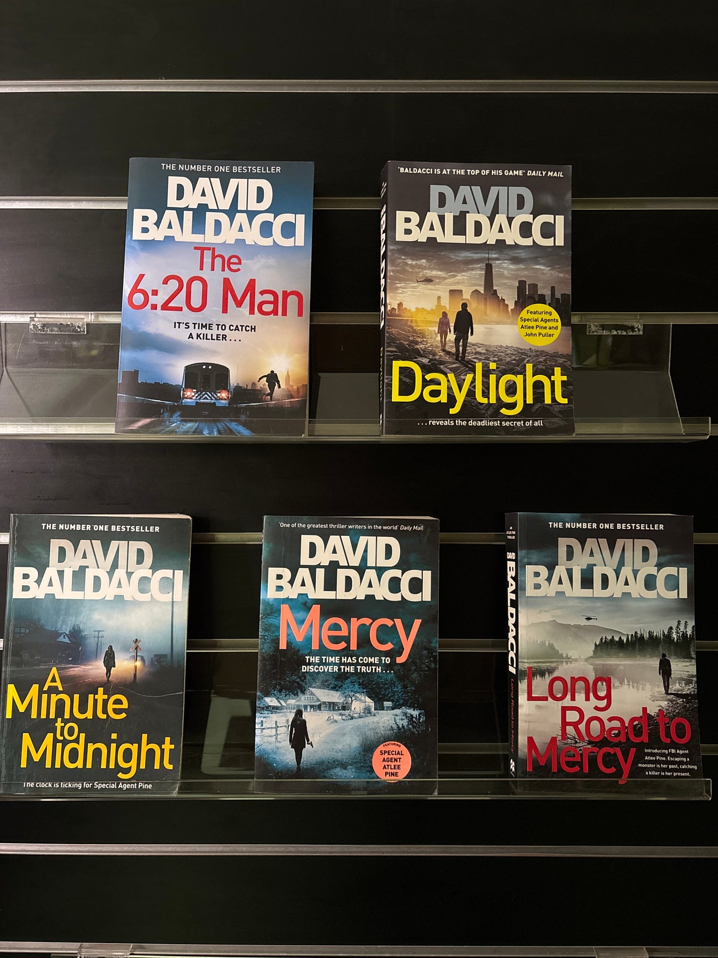 BALDACCI, David - Bundle of 4+1 - FULL Atlee Pine Series and Bonus Title (Min. fair condition)