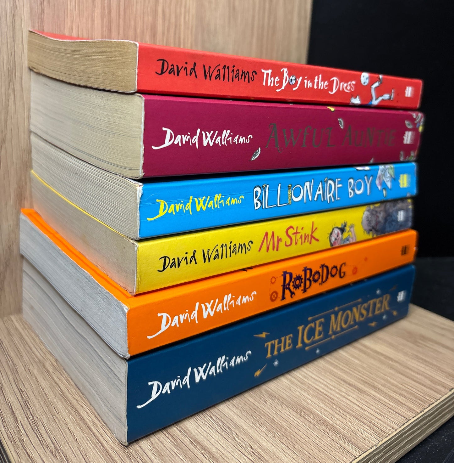 WALLIAMS, David Assorted Titles Bundle of 6 (Min. fair condition)