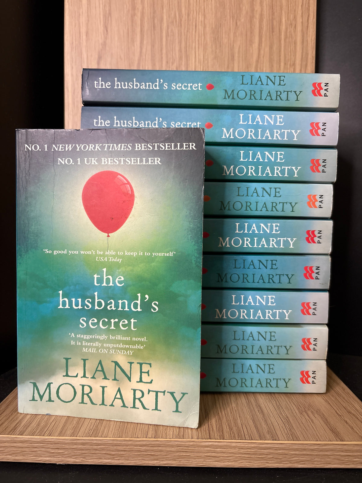 Book Club 10 Pack: MORIARTY, Liane 'The Husband's Secrets' Paperback Medium Copies (Min. Condition: Fair)