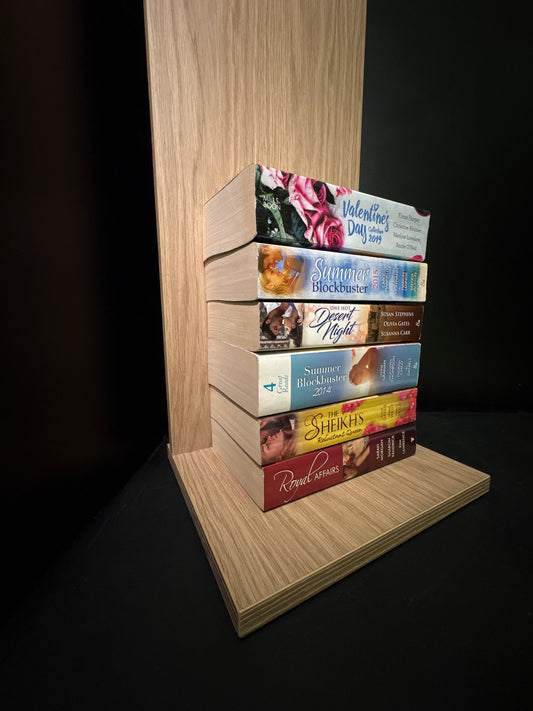 SELECTED Rom Fiction - Bundle of 6 Books: 2-4 titles per book (Min. good condition)