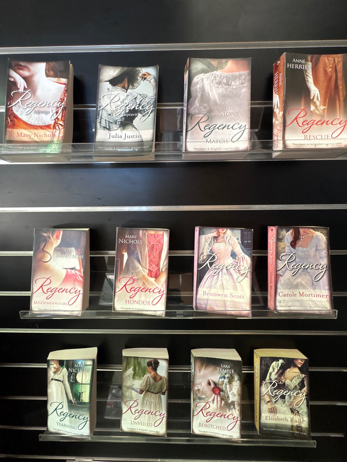 REGENCY - Bundle of 12 - Assorted Titles (Min. fair condition)