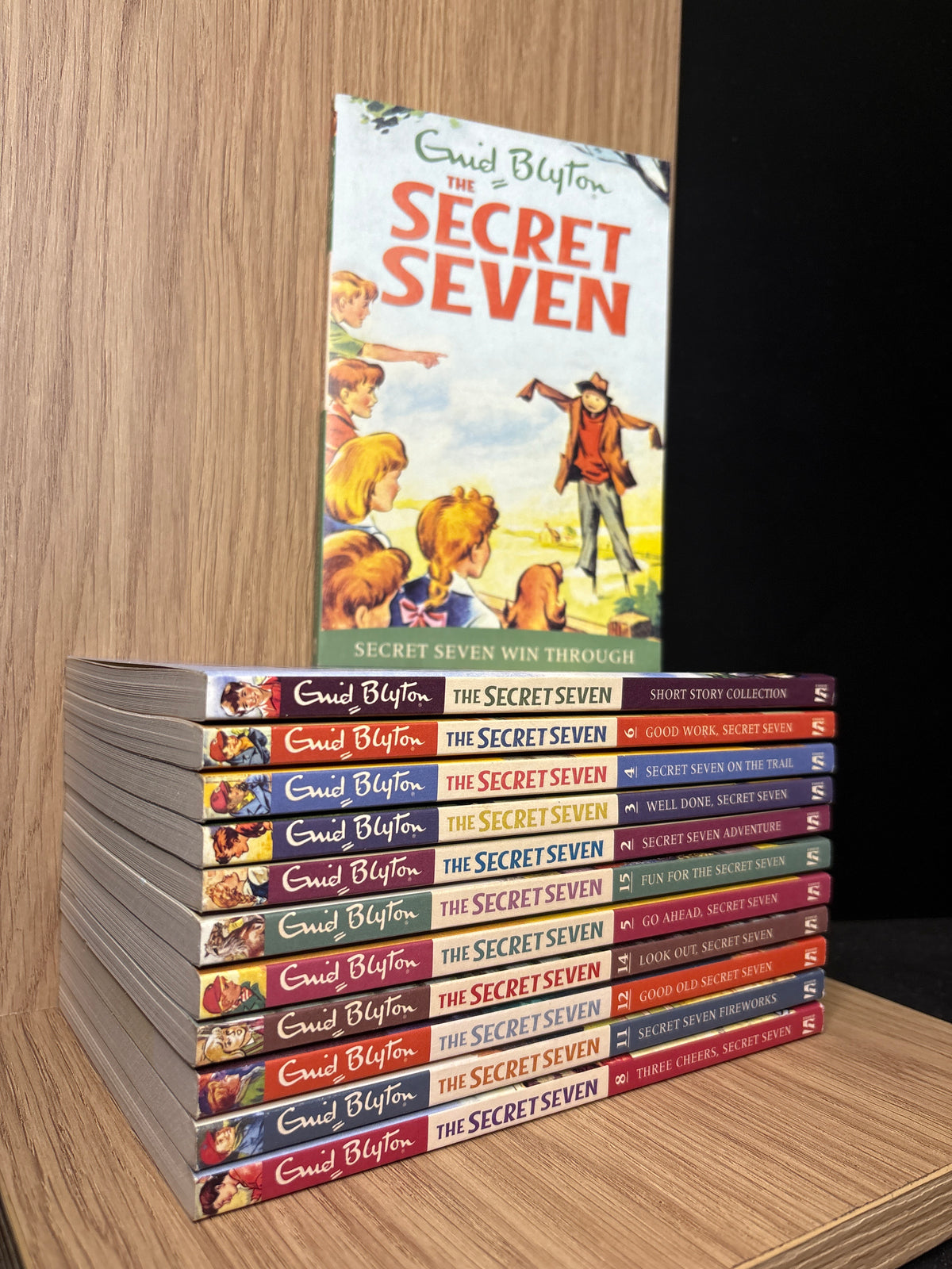 BLYTON, Enid 'The Secret Seven' Assorted Standalone Titles Bundle of 12 (Min. good condition)