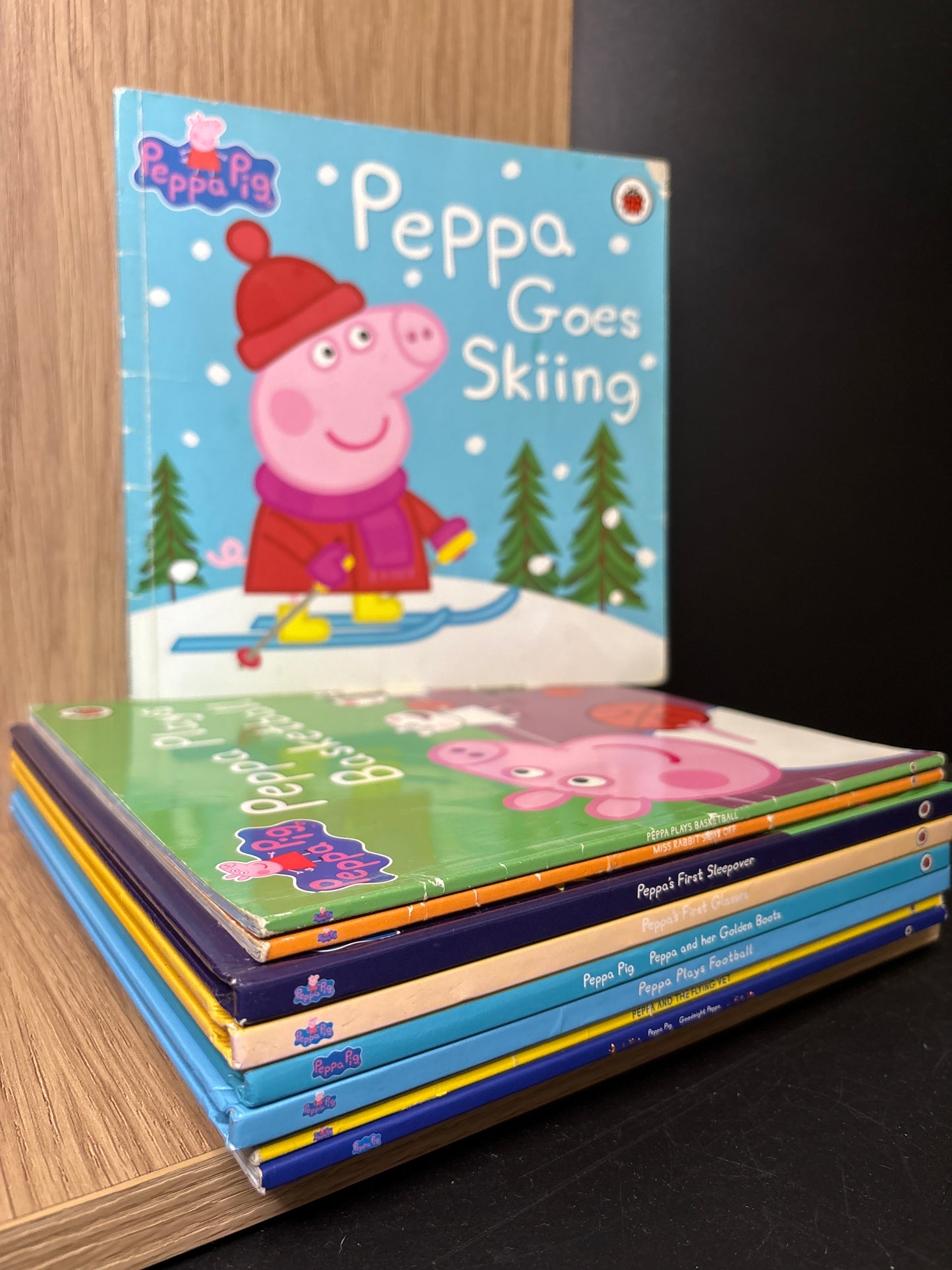 PEPPA PIG Assorted Standalone Titles Bundle of 10 (Min. fair condition)