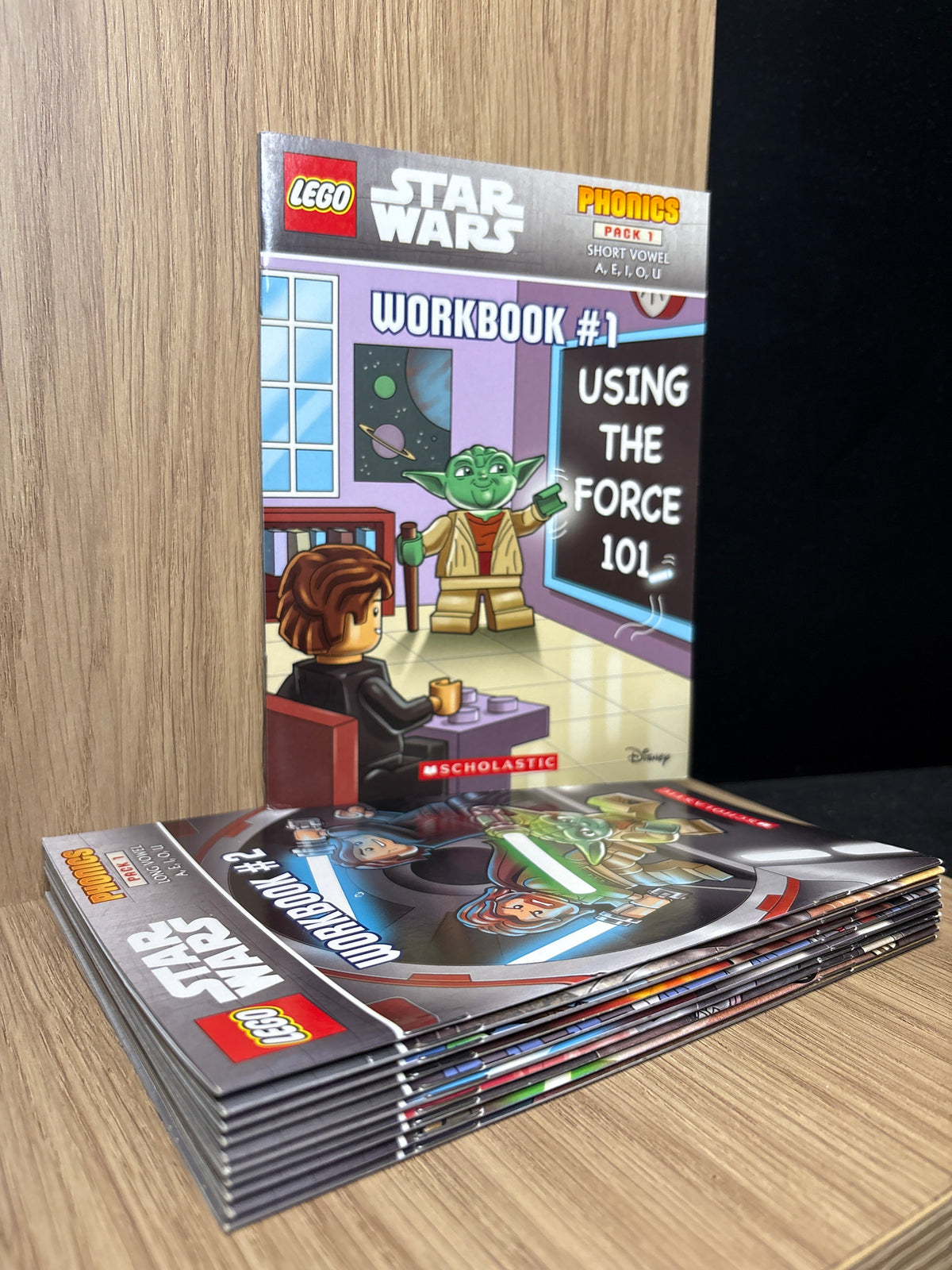 STAR WARS SCHOLASTIC PHONICS Pack 1 Titles #1+3-10 + Workbooks #1+2 Bundle of 11 (Min. good condition)