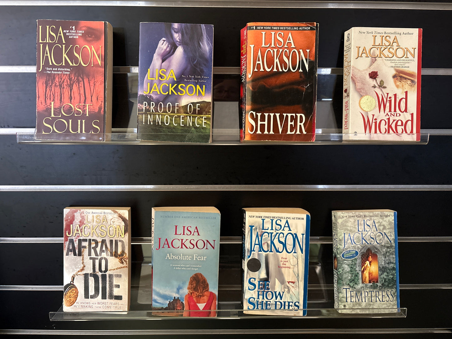JACKSON, Lisa - Bundle of 8 - Standalone Titles (Min. fair condition)
