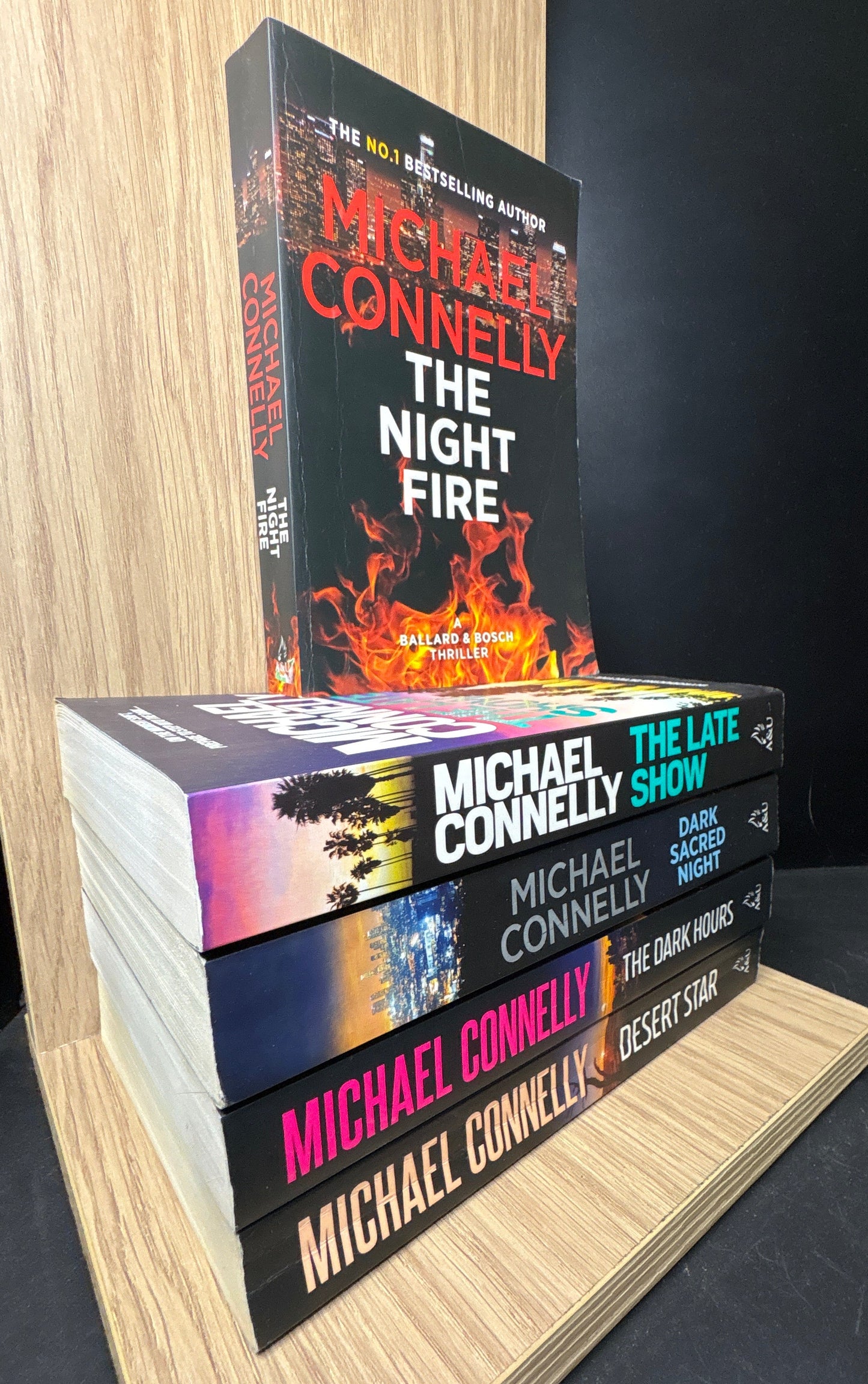 CONNELLY, Michael 'Ballard & Bosch' Series Bundle of 5 (Min. good condition)