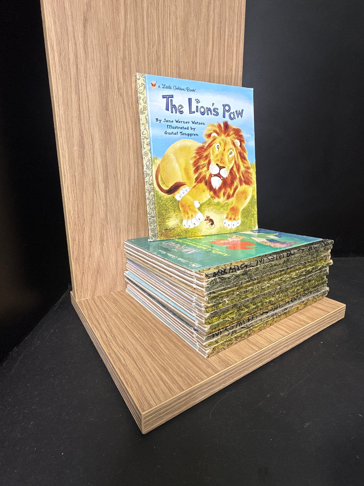 LITTLE GOLDEN BOOKS - Bundle of 16 - Assorted Titles (Min. fair condition)