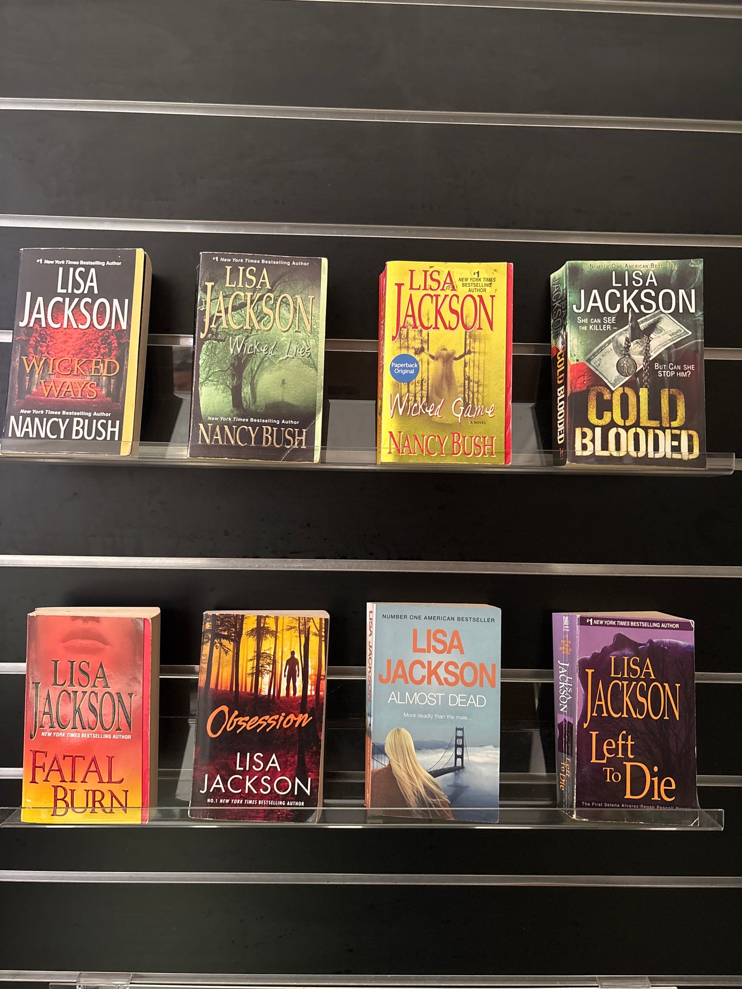 JACKSON, Lisa - Bundle of 8 - Assorted Standalone Titles (Min. fair condition)