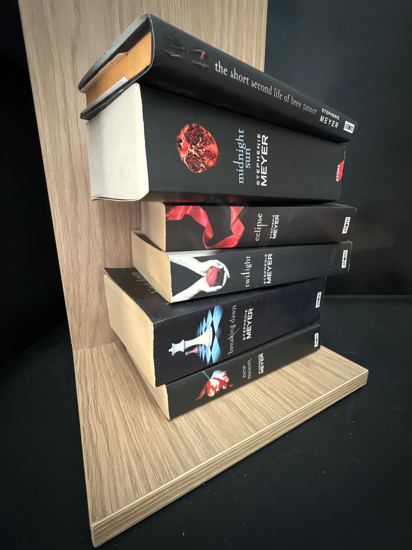 MEYER Stephanie, Twilight Series #1-5 plus Bree Tanner novella (min good condition)