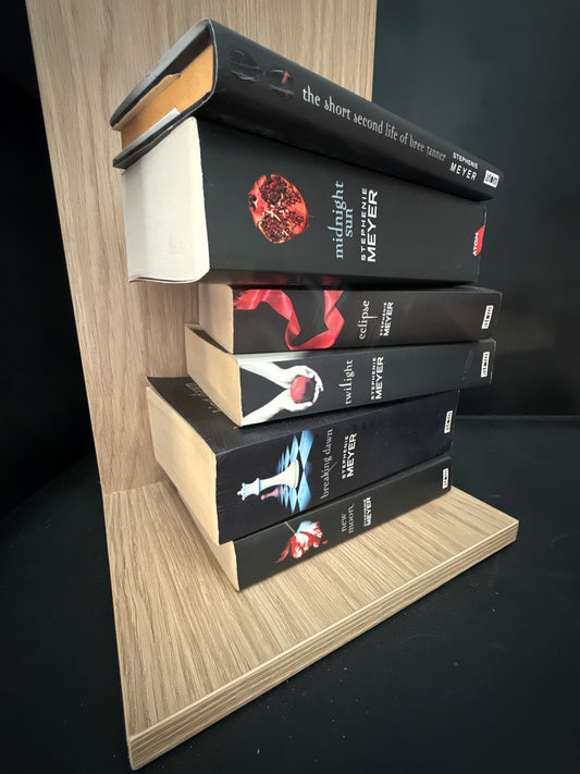 MEYER Stephanie 'Twilight' Series: Bundle of 6: #1-4 + 'Midnight Sun' + Bree Tanner novella (min good condition)