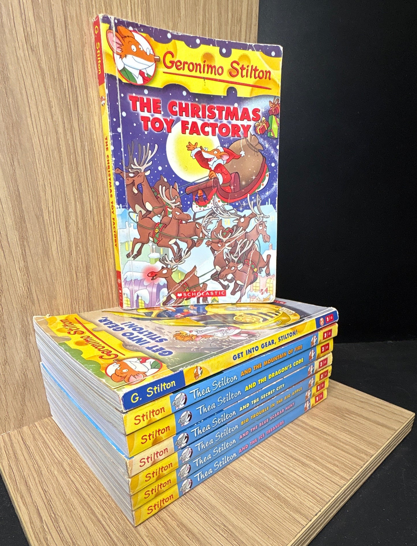 GERONIMO STILTON 6x Assorted Titles in Thea Stilton Series and 2x Geronimo Stilton Series Bundle of 8 (Min. fair condition)