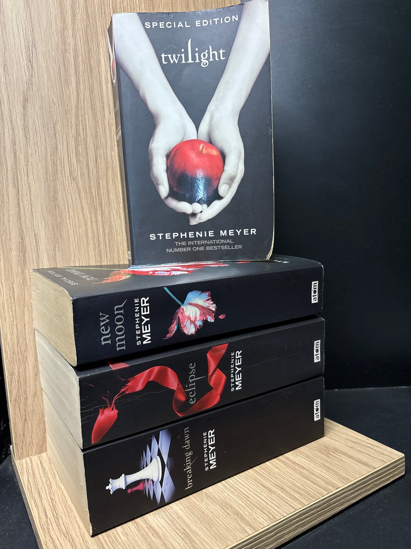 MEYER, Stephanie 'Twilight' Original Series/ Complete: Bundle of 4 (Min. fair condition)