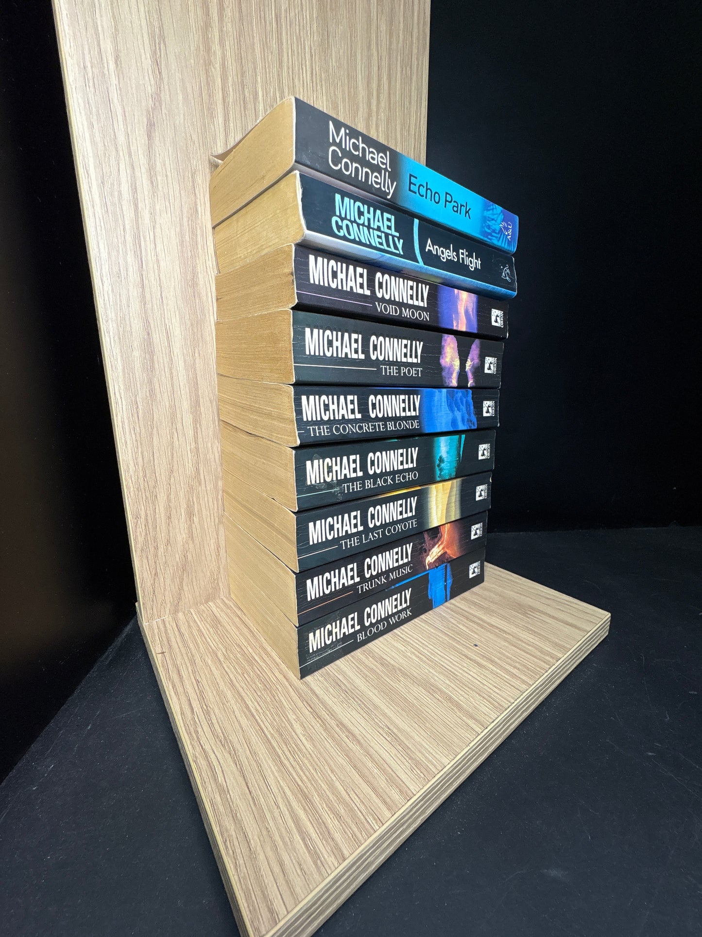 CONNELLY, Michael - Bundle of 9 - Assorted Titles (Min. fair condition)