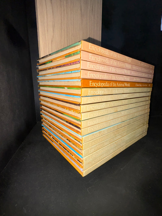 Encyclopedia of The Animal World Collection # 1-17 - Bundle of 17 (Min. fair condition)