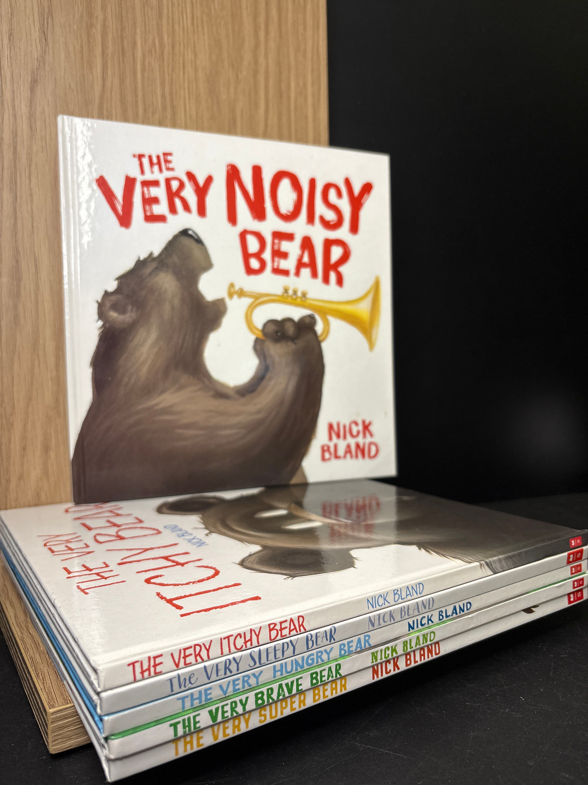 BLAND, Nick 'Very Bear' Series Picture Books Bundle of 6 (Min. very good condition)