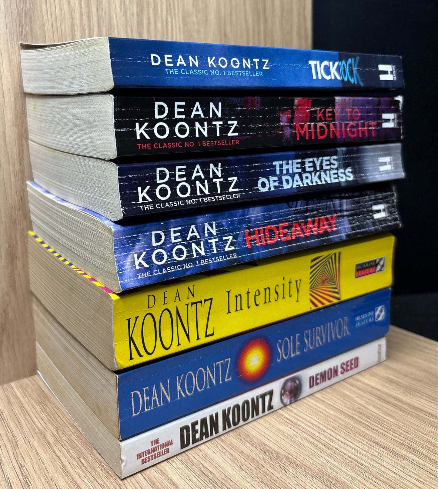 KOONTZ, Dean Assorted Standalone Titles Bundle of 7 (Min. fair condition)