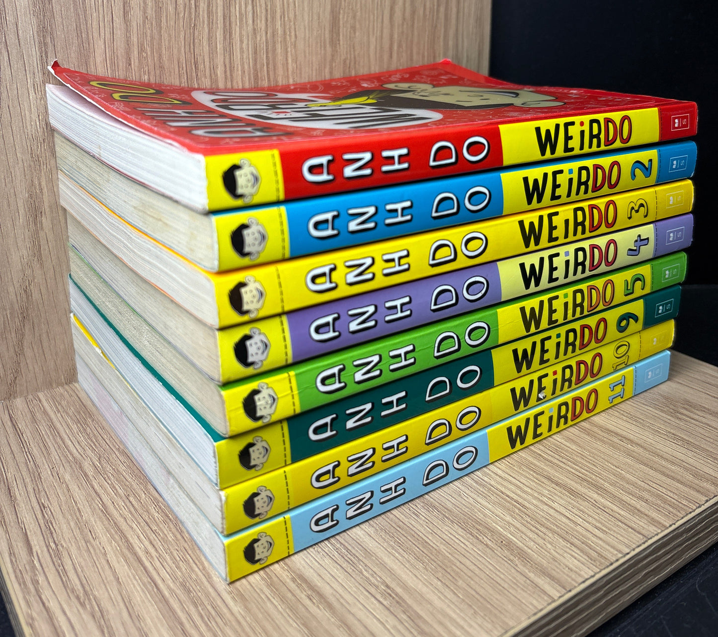 DO, Anh - 'Weirdo' Series Assorted Titles Bundle of 8 (Min. fair condition)
