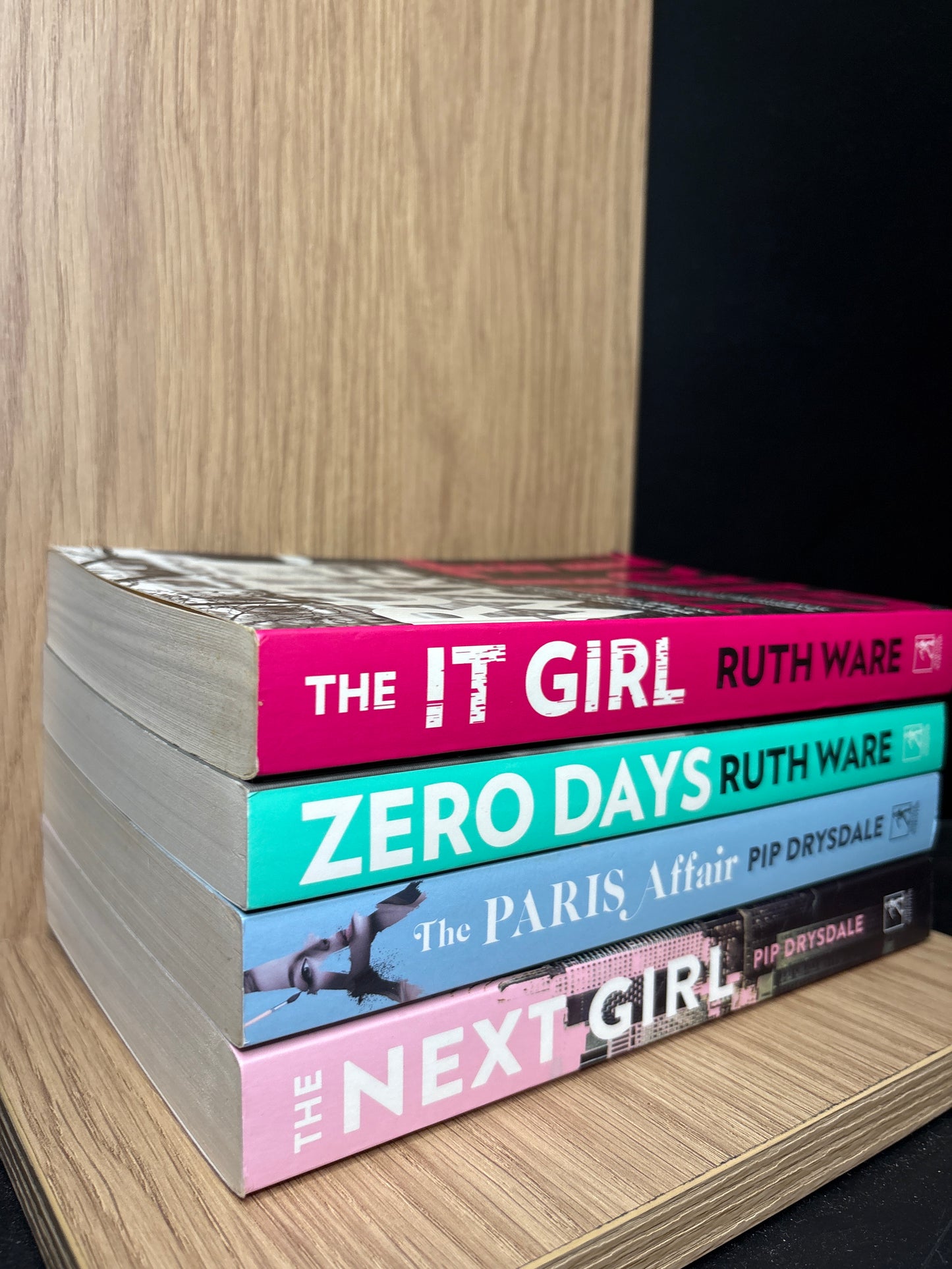 DUO THRILLER PACK - WARE, Ruth and DRYSDALE, Pip Assorted Titles Bundle of 4 (Min. good condition)