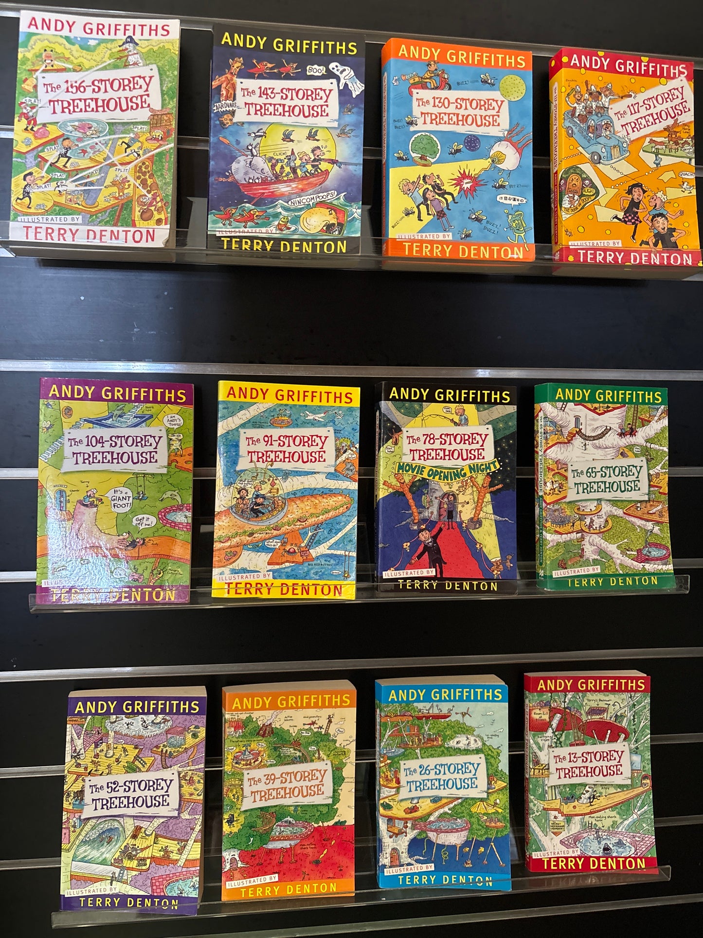 GRIFFITHS, Andy - Bundle of 12 - #1-12 in Treehouse Series (Min. fair condition)