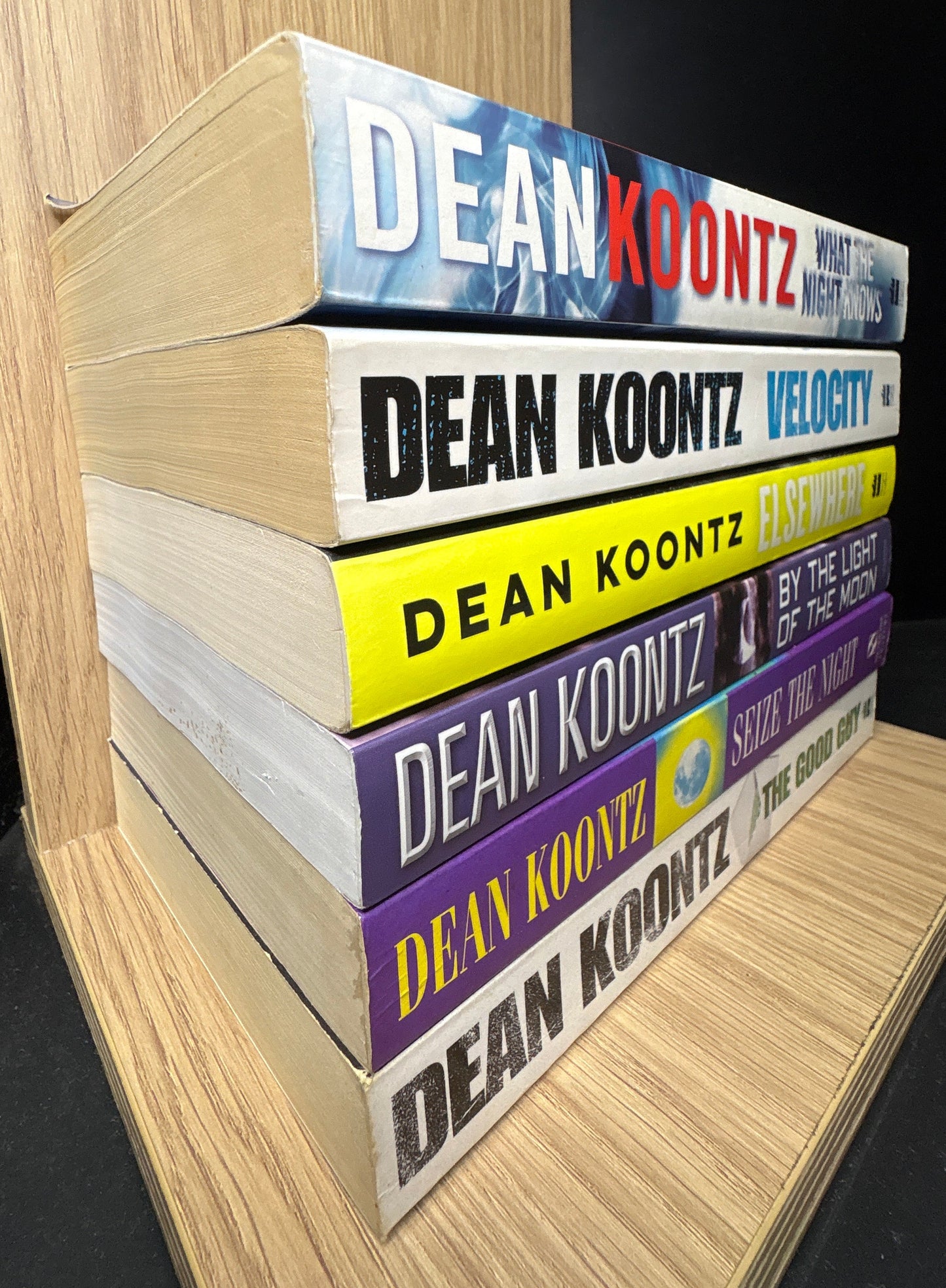 KOONTZ, Dean Standalone Titles Bundle of 6 (Min. fair condition)