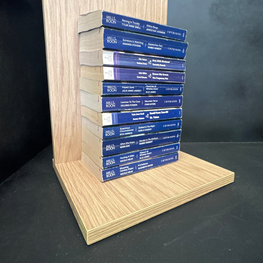 Mills & Boon 'Intrigue' Series - Bundle of 11 Books : 2 titles in each (Min. fair condition)