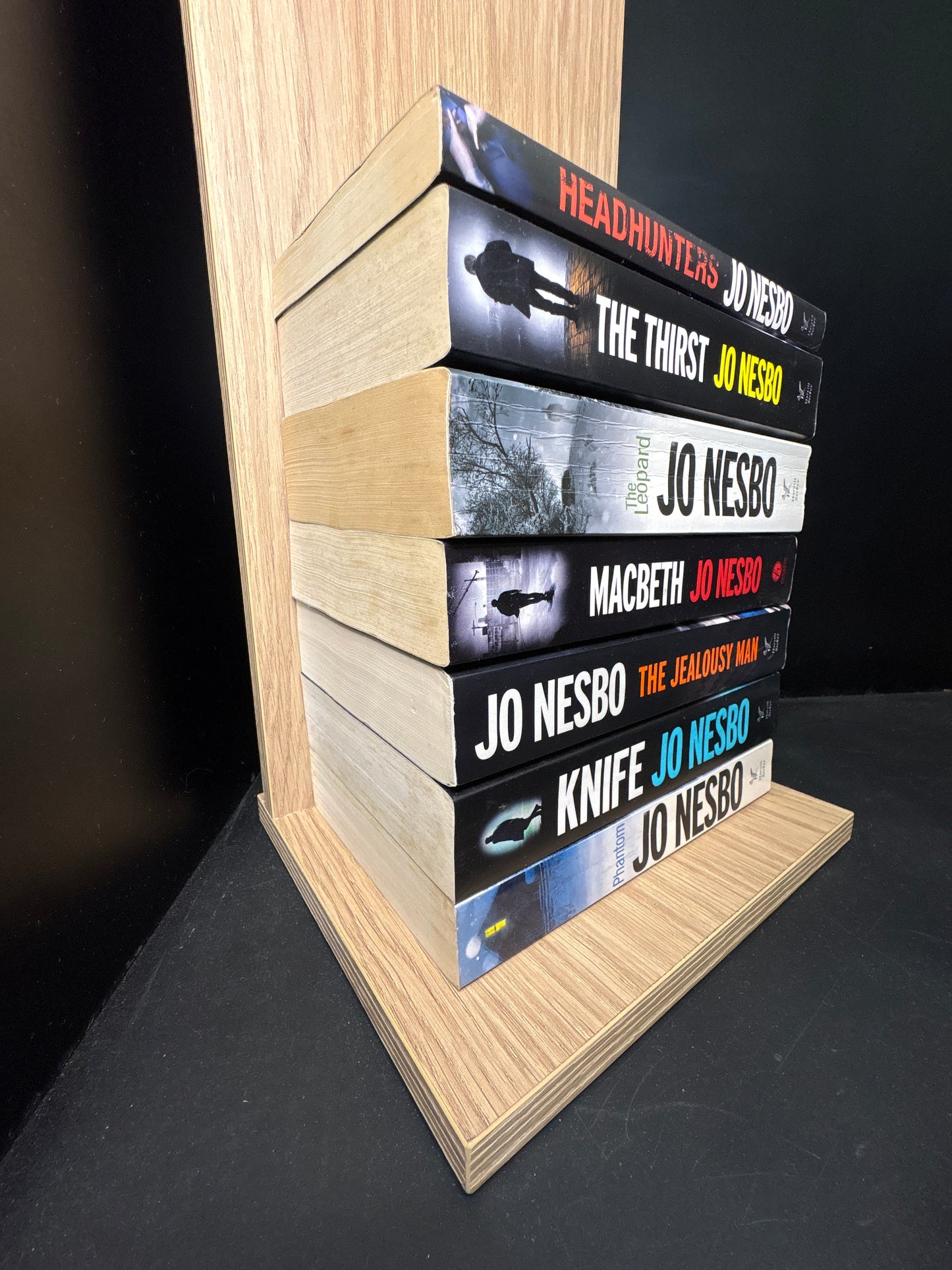 NESBO, Jo - Bundle of 7 Titles (Min. fair condition)