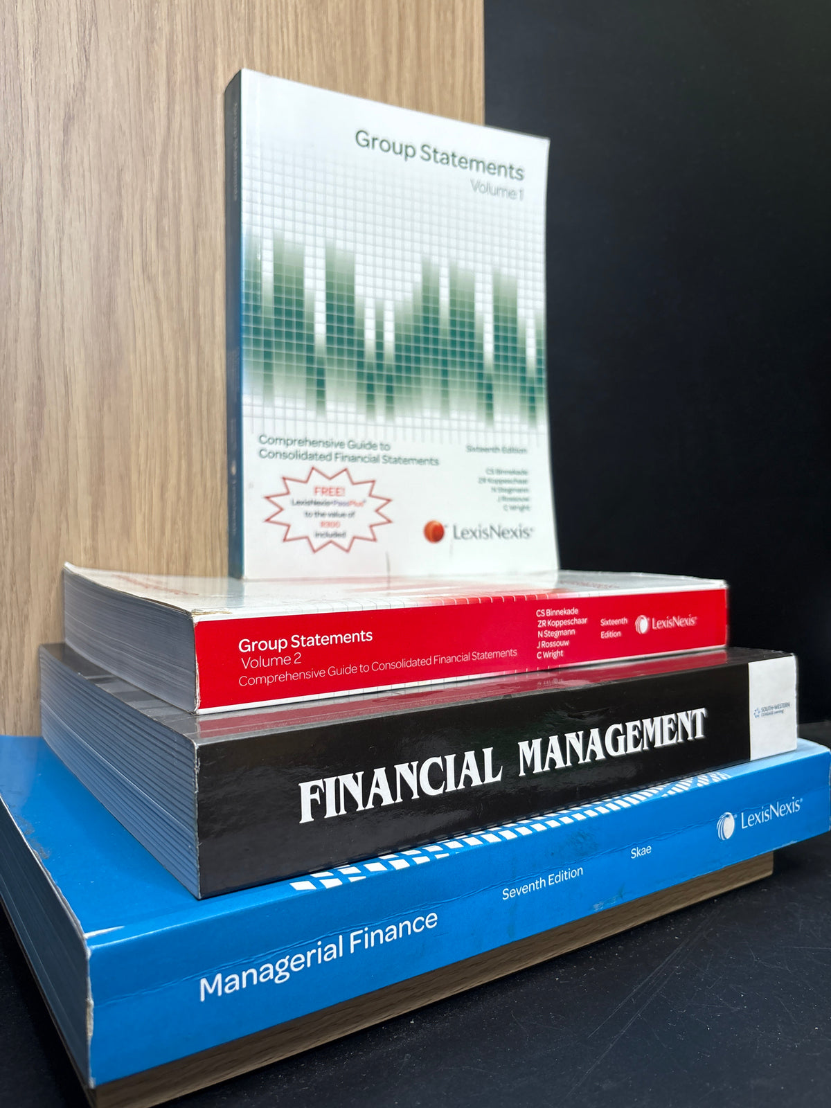 FINANCE MANAGEMENT Assorted Standalone Titles Bundle of 4 (Min. good condition)