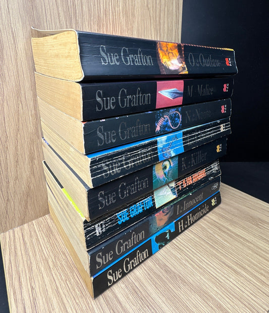 GRAFTON, Sue 'Kinsey Millhone' Series Titles H - O Bundle of 8 (Min. fair Condition)