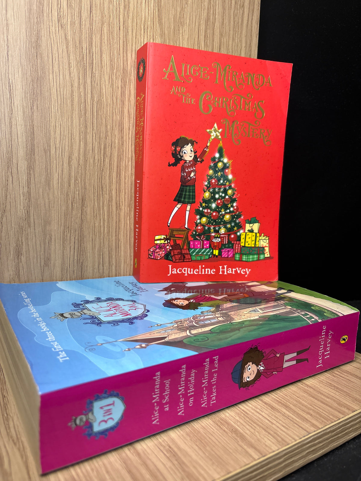 HARVEY, Jacqueline 'Alice-Miranda' Series Bundle of 2 (Min. fair condition)