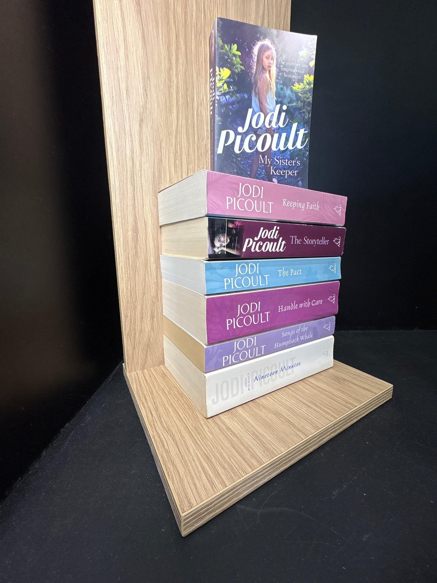 PICOULT, Jodi - Bundle of 7 Standalone Titles (min. fair condition)