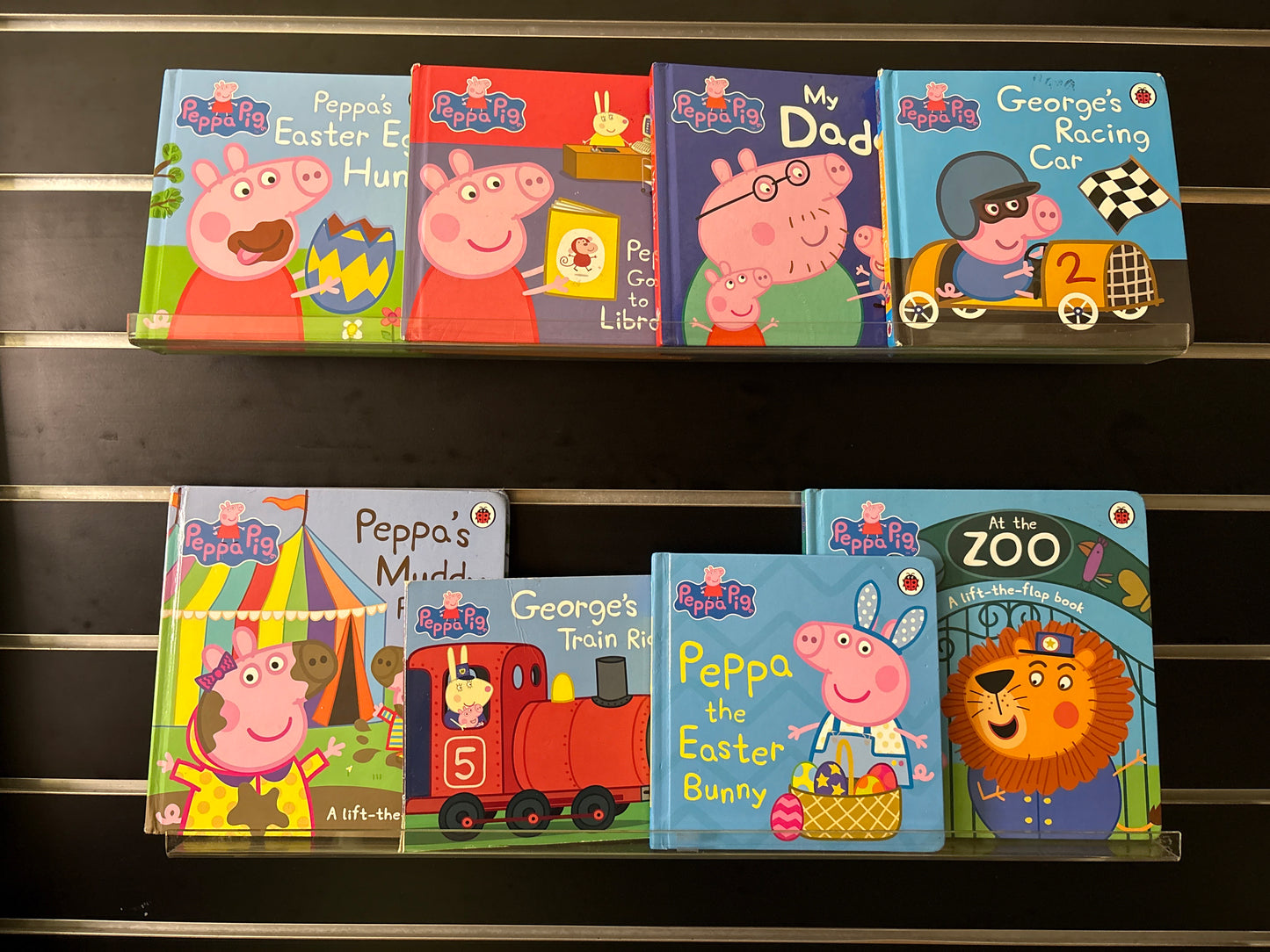 PEPPA PIG - Bundle of 8 - Assorted titles feat. Peppa Pig (Min. fair condition)