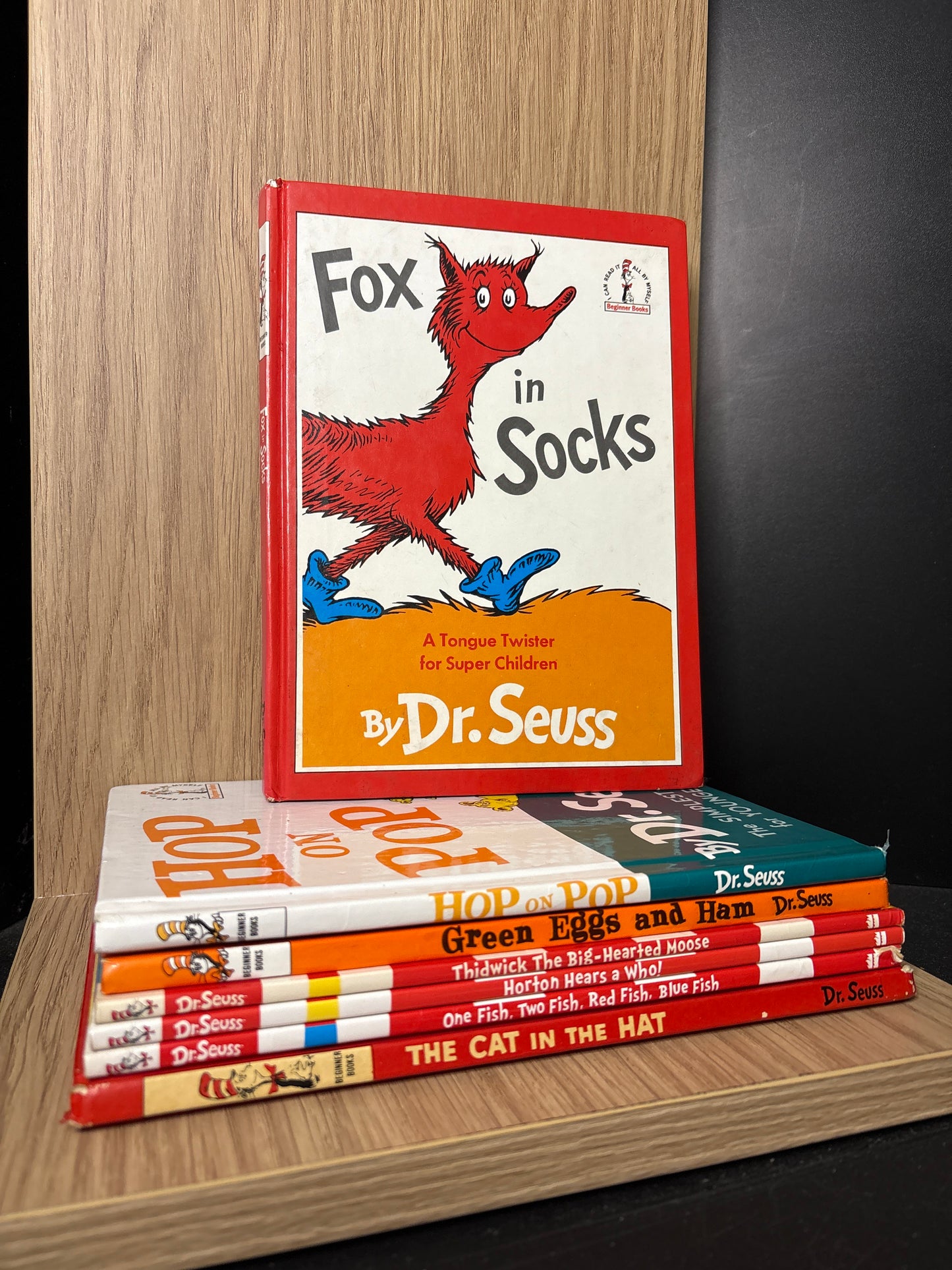 DR SEUSS Assorted Titles Bundle of 7 (Min. fair condition)