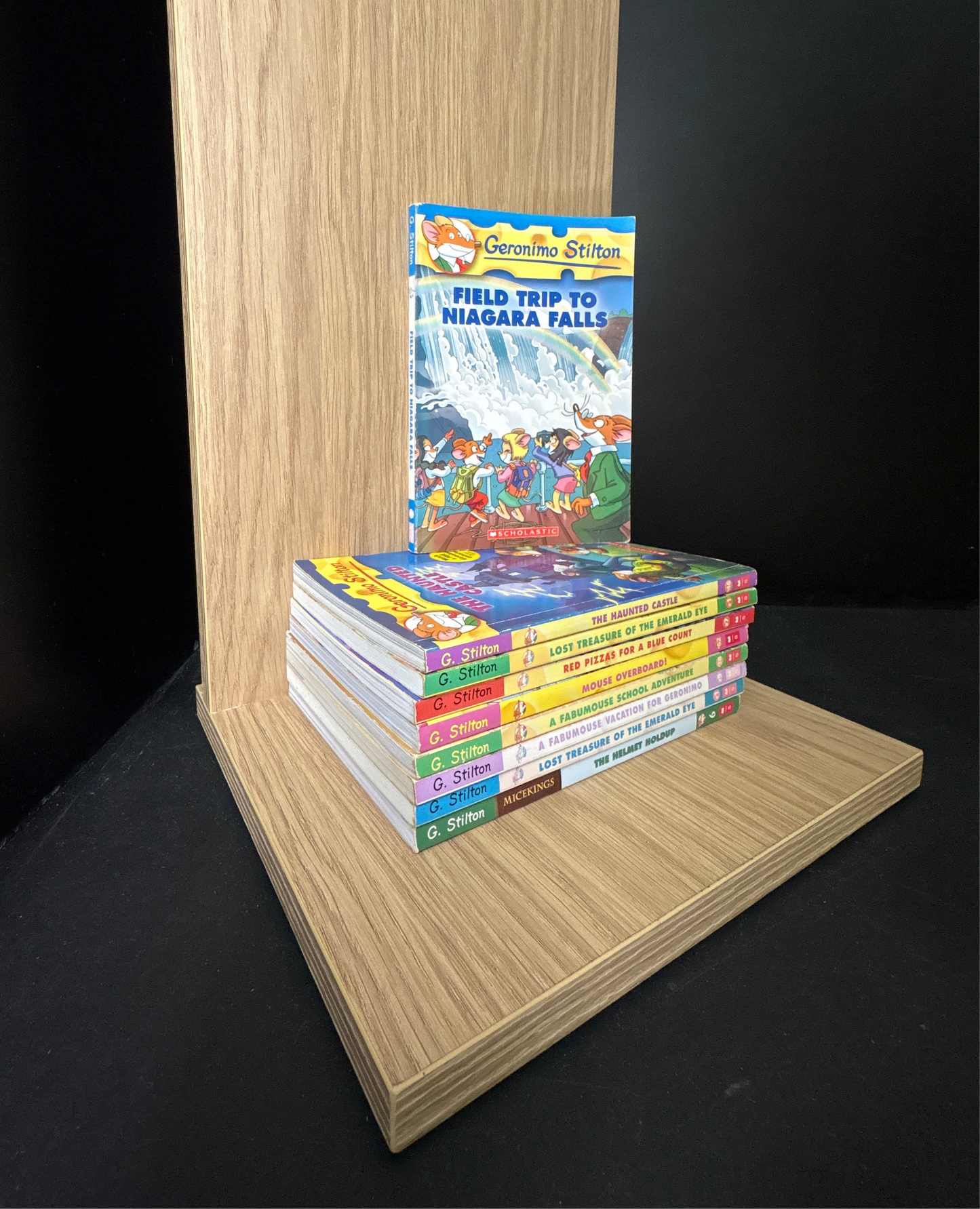 GERONIMO STILTON - Bundle of 9 - Assorted Titles (Min. fair condition)