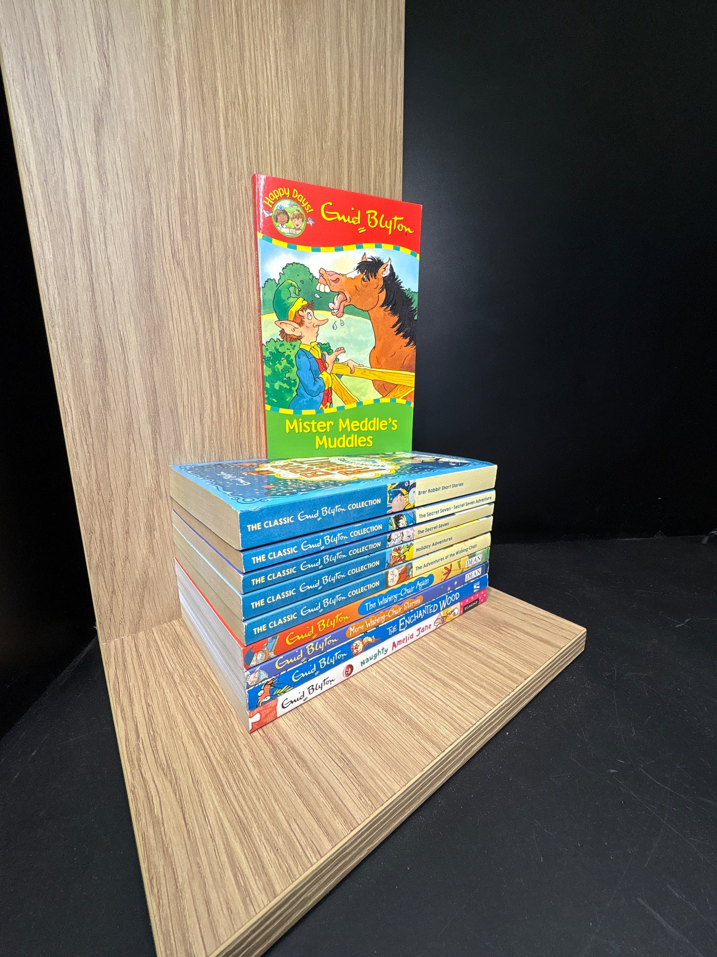BLYTON, Enid - Bundle of 10 Standalone Titles (Min. fair condition)
