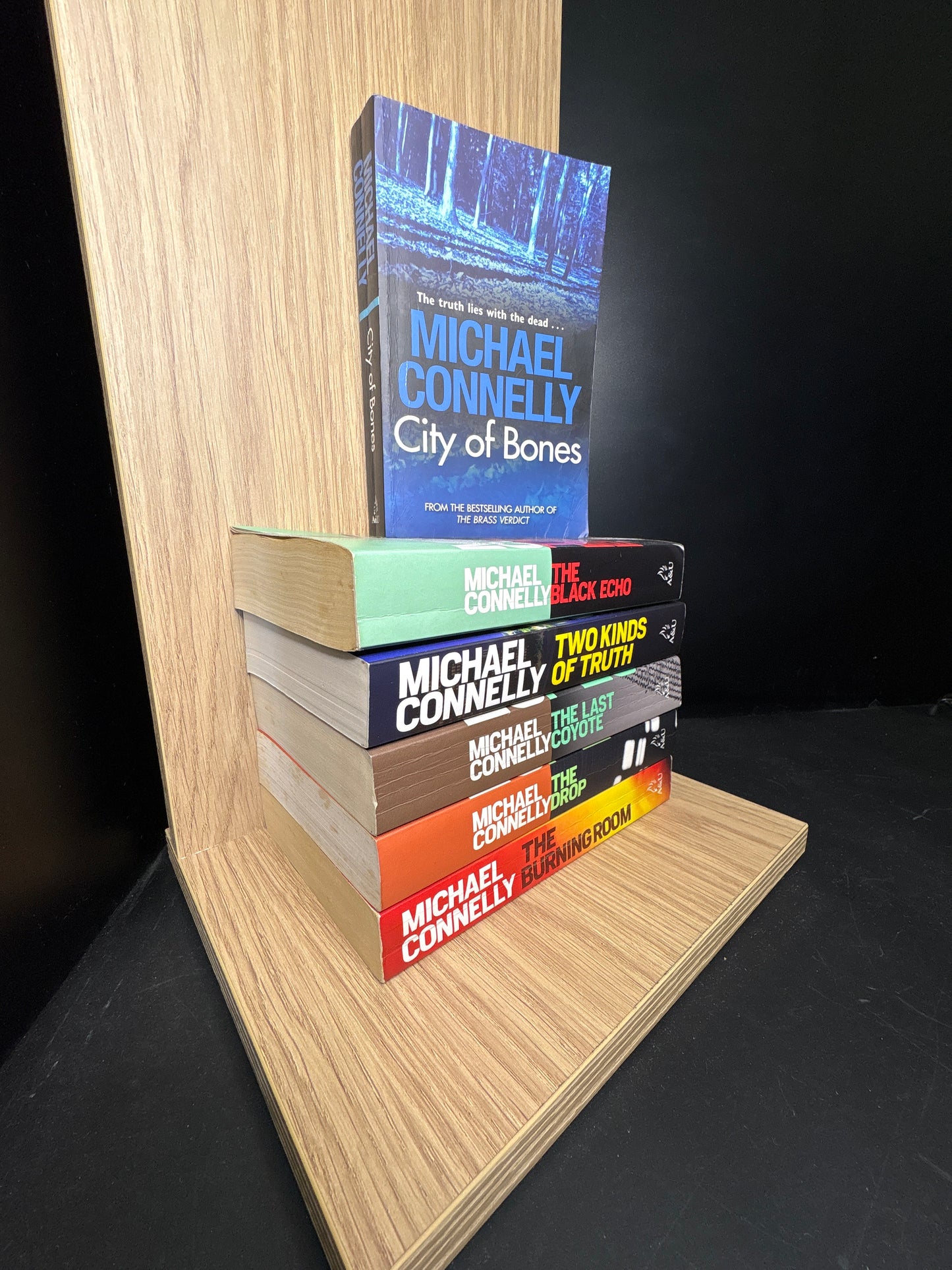 CONNELLY, Michael: 'Harry Bosch' Series - Bundle of 6 titles (Min. fair condition)