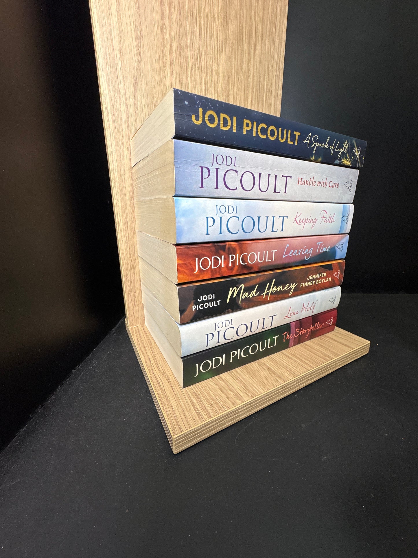 PICOULT, Jodi - Bundle of 7 Standalone Titles (min. good condition)