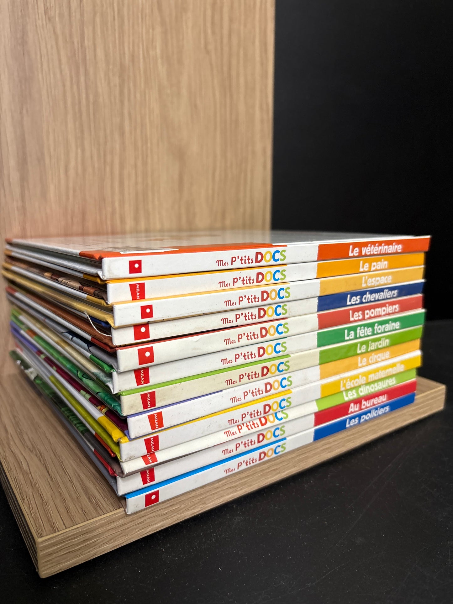 FRENCH TEXT: 'Mes P'tit DOCS' Series Assorted Titles Bundle of 12 (Min. good condition)