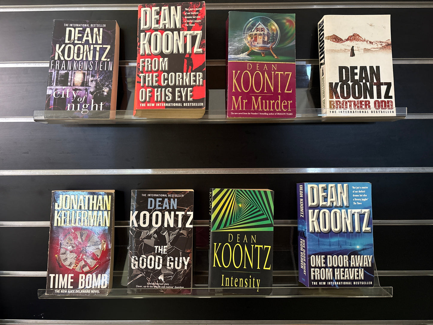 KOONTZ, Dean - Bundle of 8 - Assorted Standalone Titles (Min. fair condition)