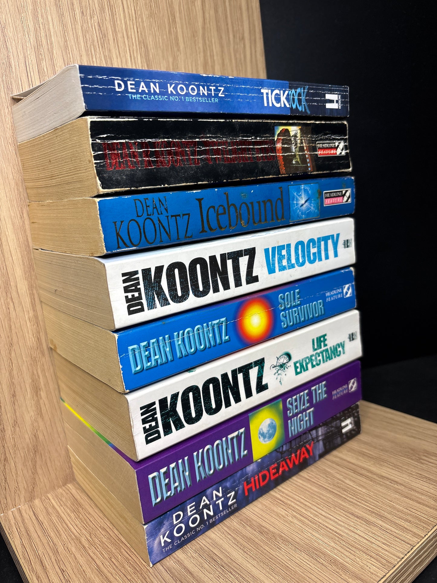 KOONTZ, Dean Assorted Standalone Titles Bundle of 8 (Min. fair condition)