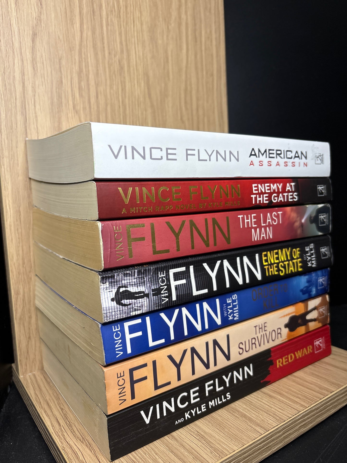 FLYNN, Vince 'Mitch Rapp' Series Assorted Titles Bundle of 7 (Min. fair condition)
