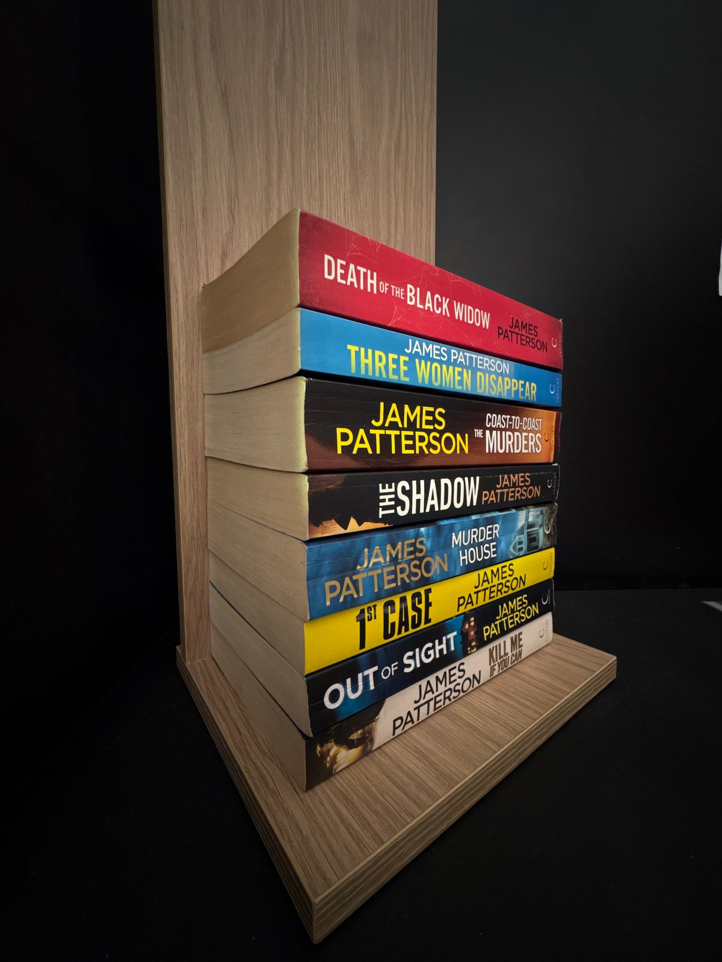 PATTERSON, James - Bundle of 8 Standalone Thriller Titles (Min. fair condition)