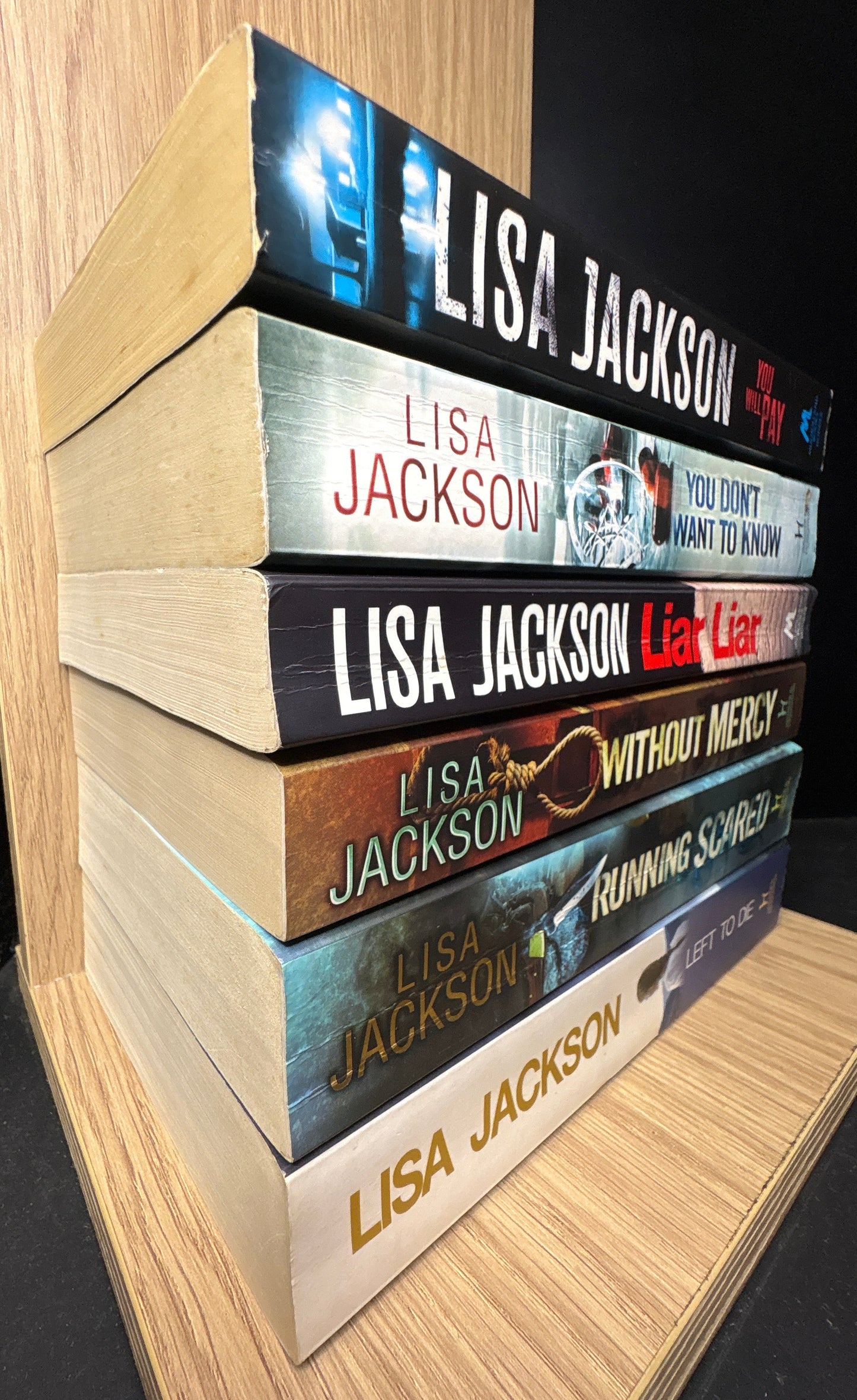 JACKSON, Lisa Standalone Titles and 'Alvarez + Pescoli' Series #1 Bundle of 6 (Min. fair condition)